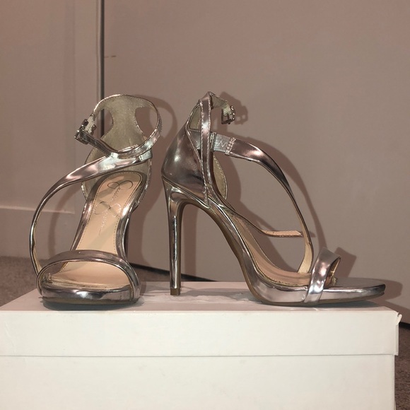 Jessica Simpson - Rayli silver metallic heel - Picture 2 of 4